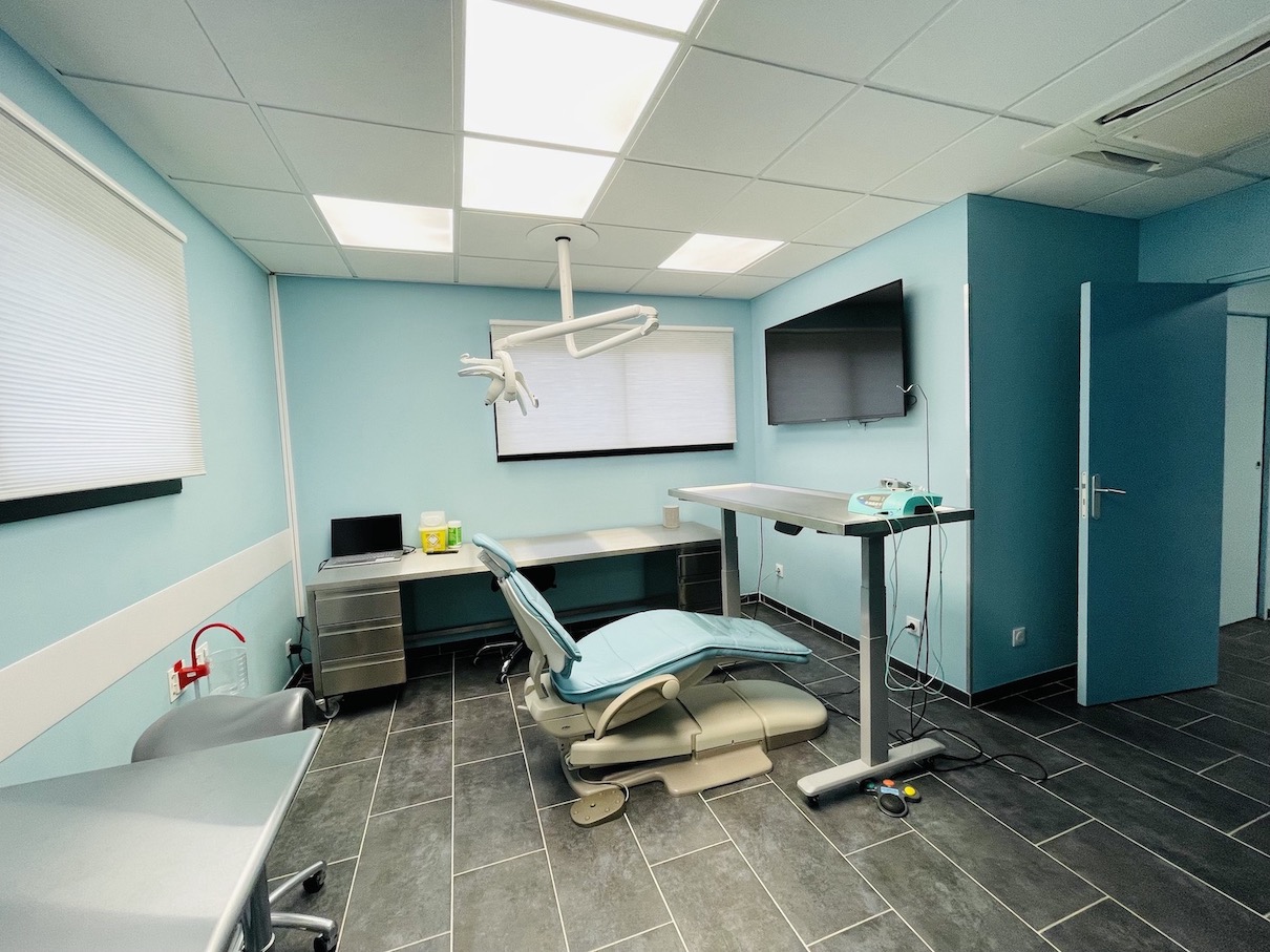 Salle de soins - Clinique Dentaire de Solesmes